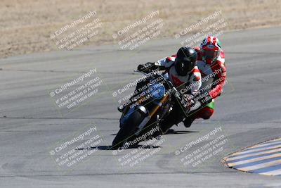 media/Mar-12-2022-SoCal Trackdays (Sat) [[152081554b]]/Turn 10 (130pm)/